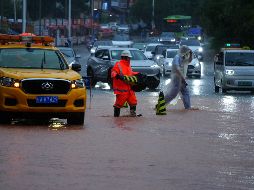Se reportaron tormentas con inundaciones en partes de la ciudad de Nueva York, Filadelfia y Nueva Jersey. XINHUA/Z. Hua