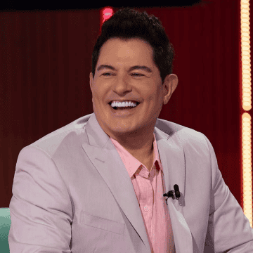 Además de su faceta como actor, también incursionó como conductor del programa matutino Hoy, aunque su salida estuvo rodeada de controversia debido a diferencias con la producción. INSTAGRAM/@ernestolaguardiaoficial 