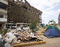 Fotografía que muestra un edificio de las residencias Belo Horizonte en estado de colapso en Catia La Mar, Venezuela. EFE/ R. Peña