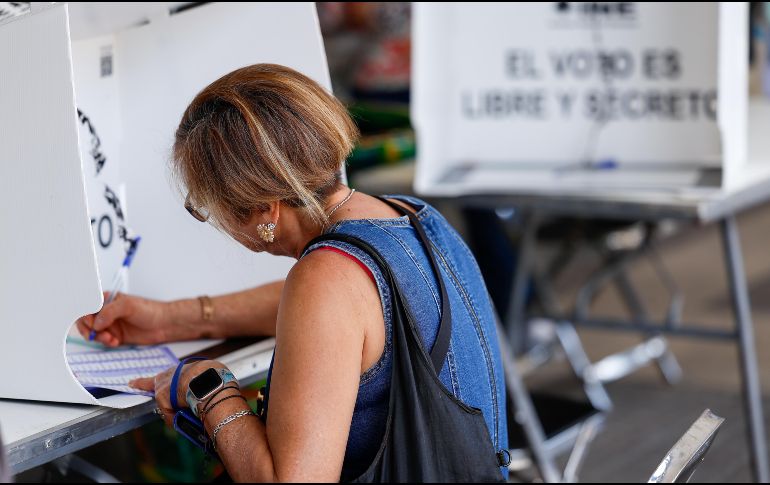 La edad para ser candidato a la gubernatura disminuye de 30 a 28 años, mientras que para ocupar una diputación local o integrar un ayuntamiento como alcalde, síndico o regidor, el requisito baja de 21 a 18 años. EL INFORMADOR/ARCHIVO