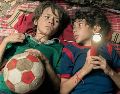 Yago Andreus y Aldo Emiliano Navarro construyen el corazón emocional de la serie a través de una amistad que desafía el miedo. CORTESÍA