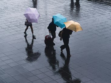 Además de las intensas lluvias, la fuerte inestabilidad atmosférica podría generar la caída de granizo en ciertas zonas del estado. Unsplash