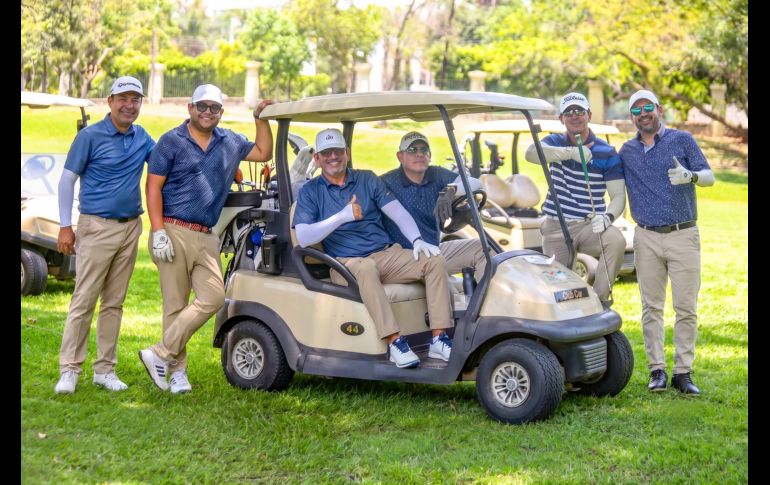 Genaro Ramos, Gustavo Covarrubias, Alirio Barrios, Franco Higueros, Luis Valadez y Moisés Nuño.  GENTE BIEN JALISCO / Torneo de golf con causa