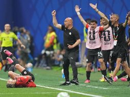 El entrenador de la selección de Egipto Hossam Hassan, durante el partido de octavos de final del Mundial 2026 entre Argentina y Egipto, este martes en el Atlanta Stadium. EFE / Alberto Boal