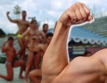 Se demostró que la testosterona, la principal hormona sexual masculina, no es un factor determinante para el crecimiento muscular al levantar pesas. AP / ARCHIVO