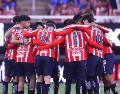 El próximo lunes 13 de julio será cuando los cinco futbolistas se reporten en las instalaciones de Verde Valle. X/@Chivas