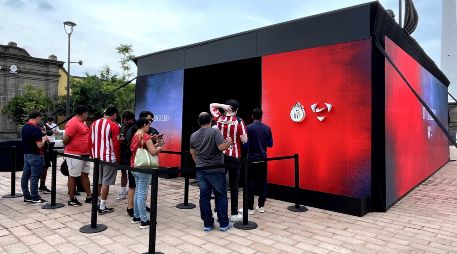Nike organizó una activación especial en Guadalajara para que un grupo de aficionados pudiera conocer de cerca los nuevos uniformes. EL INFORMADOR / F. RAMIREZ