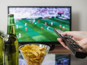 La actividad de los partidos del Mundial continúa este jueves 9 de julio. ESPECIAL/Canva