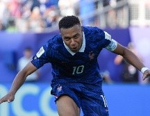Fotografía del jugador Kylian Mbappé de Francia celebrando un gol en un partido por los octavos de final del Mundial 2026. EFE/A. Colmenares