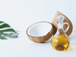La pulpa fresca, el agua de coco o algunos productos derivados pueden formar parte de una alimentación equilibrada. CANVA