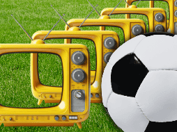 Prepara tu agenda para el sábado 11 de julio y sintoniza Canal 5 o Azteca 7, donde se conocerá a otro de losSemifinalistas del Mundial 2026. ESPECIAL/Canva