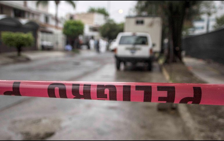 En el mismo sitio, una joven de 23 años de edad resultó lesionada por arma de fuego en el brazo izquierdo. EL INFORMADOR/ARCHIVO
