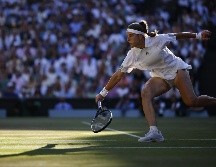 Semanas atrás logró el torneo de Berlín en hierba y saldrá séptima del ranking WTA tras la victoria en Londres. EFE / T. Akmen