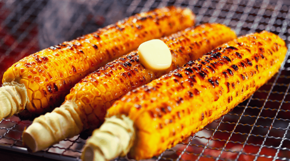 El elote, conocido como maíz tierno, es un pilar de la nutrición mesoamericana. ESPECIAL / CANVA