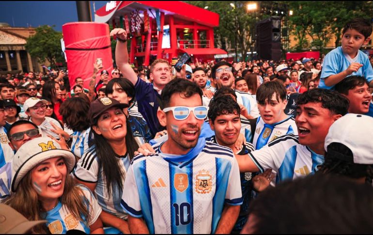 Guadalajara dejó de lado la rivalidad con Argentina para disfrutar el posible último Mundial del astro rosarino. EL INFORMADOR/ J. ACOSTA.