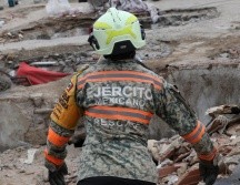 Además de las tareas de rescate, México envió más de 70 toneladas de ayuda humanitaria mediante un puente aéreo de ocho vuelos y dos buques de la Secretaría de Marina. EFE/R. Martínez