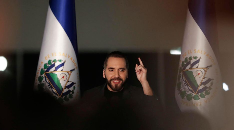 Bukele dijo en una entrevista con un youtuber español que le gustaría seguir gobernando el país centroamericano por 