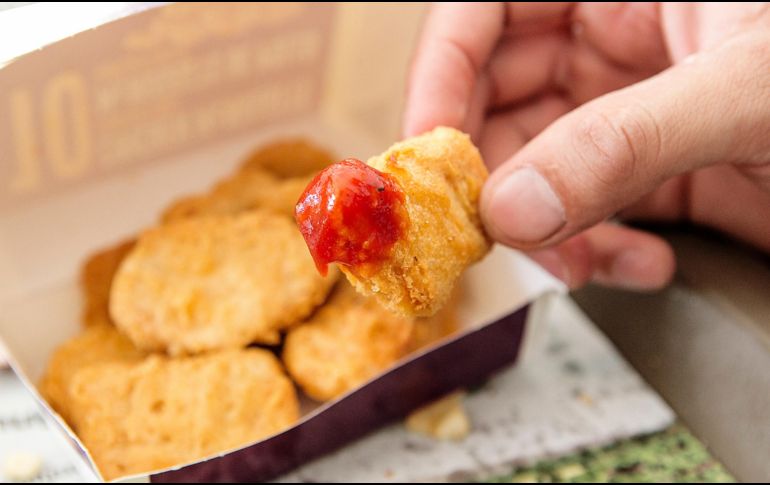 Aunque el pollo puede formar parte de una dieta saludable, comerlo todos los días no significa automáticamente que la alimentación sea equilibrada. EL INFORMADOR/ARCHIVO