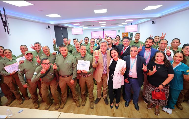 Isaura Amador subrayó la importancia de la labor cotidiana del personal de emergencias, destacando que ser paramédica o paramédico representa mucho más que una profesión. ESPECIAL