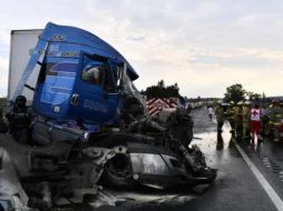 El saldo del percance vial fueron dos personas lesionadas. PC y Bomberos de Jalisco