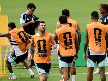 Entrenamiento de la selección de Argentina en Atlanta antes del juego semifinal contra Inglaterra. EFE/R. Wittek