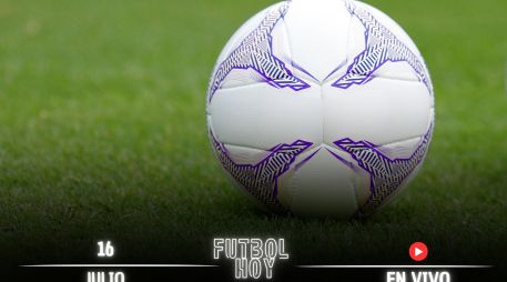 Los aficionados al deporte más popular del mundo podrán disfrutar de una jornada repleta de emociones con competiciones que abarcan desde el regreso de la Liga MX hasta rondas clasificatorias en Europa. ESPECIAL / CANVA