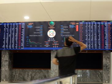 Aunque en esta jornada Wall Street tuvo ganancias generalizadas, a nivel global hubo cierres mixtos. EFE/. Khan