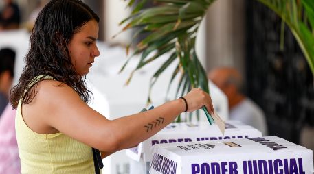Apenas el pasado 3 de julio se cumplieron 71 años de que las mujeres mexicanas sufragaron por primera vez en una elección federal, es decir el voto femenino es relativamente joven en México. EL INFORMADOR/ ARCHIVO