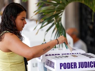 Apenas el pasado 3 de julio se cumplieron 71 años de que las mujeres mexicanas sufragaron por primera vez en una elección federal, es decir el voto femenino es relativamente joven en México. EL INFORMADOR/ ARCHIVO