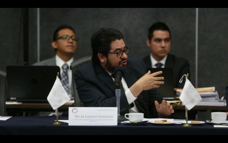 Óscar Langlet González fue uno de los colaboradores más cercanos del extitular de la FGR, Alejandro Gertz Manero. X/@FGRMexico