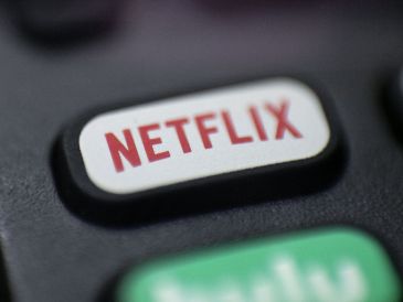 En los primeros seis meses de este año, los miembros de Netflix acumularon más de 97 mil millones de horas de reproducción. AP/ARCHIVO