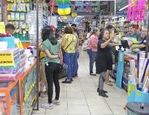 Antes de comprar útiles nuevos, checa bien cuáles de ellos pueden reutilizarse para el próximo ciclo escolar: ¡hay cuadernos, plumas, lápices, tijeras y otros artículos que aún aguantan! EL INFORMADOR/ARCHIVO