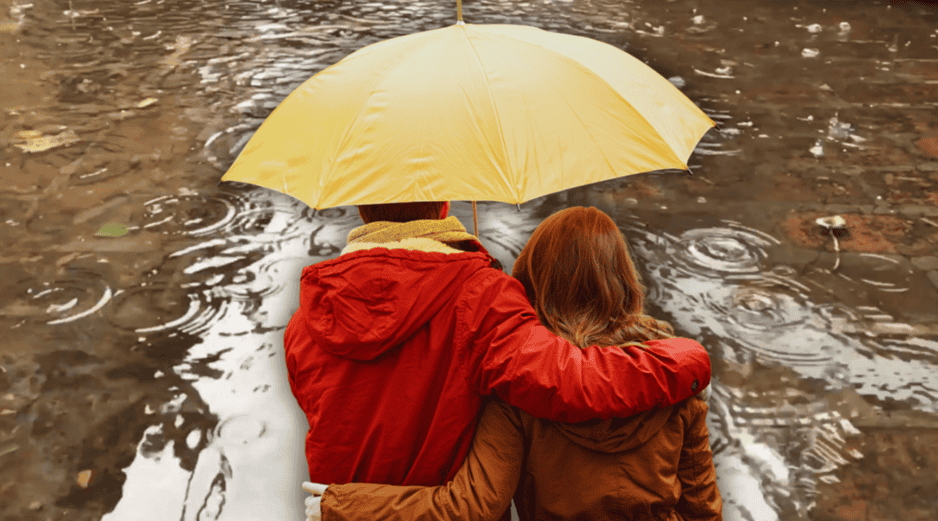 La probabilidad de lluvia aumentará drásticamente a partir de las 17:00 horas en varios puntos de la ciudad. ESPECIAL / CANVA
