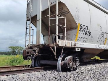 El incidente ferroviario no dejó heridos ni afectaciones a la circulación. ESPECIAL/Ayuntamiento de Coyotepec