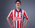 El crecimiento que tuvo durante la última temporada hacía pensar que podría estrenar nuevo número. X/@Chivas
