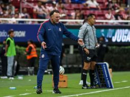 Tras la derrota frente a Toluca, el entrenador rojiblanco afirmó que mantiene plena confianza en el proyecto y en sus futbolistas. EL INFORMADOR/ A. NAVARRO.
