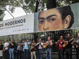 Entre “Las Golondrinas” y protestas, despiden la Colección Gelman