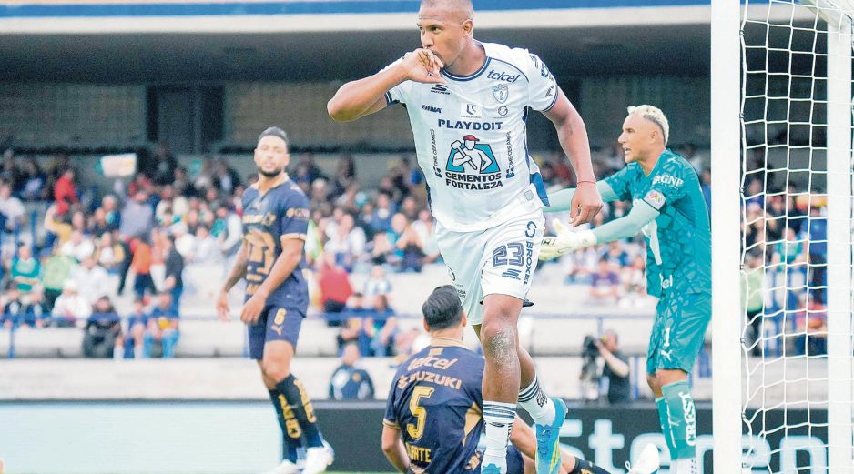 Salomón Rondón. El delantero del Pachuca marcó un doblete en el encuentro. IMAGO7