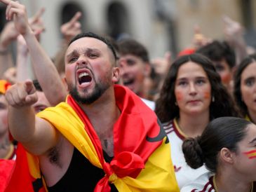 A lo largo de la Copa del Mundo 2026, diversas aficiones han acusado supuestos arbitrajes favorables a Lionel Messi y la Albiceleste. EFE/E. Alonso