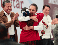 México ocupa el cuarto lugar en cuanto al alza salarial real. X/@Claudiashein