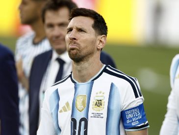 Lionel Messi y otros nueve jugadores no regresarán este lunes 20 de julio con el resto del plantel al país sudamericano, ya que podrán dirigirse a sus clubes o iniciar su periodo de descanso. EFE / W. Oliver