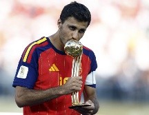 Rodri volvió a las canchas tras superar una lesión para convertirse en campeón del mundo con la selección de España. EFE.