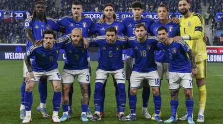 La nueva cúpula directiva de la Selección de Italia ha estado trabajando a marchas forzadas durante las últimas semanas con el objetivo primordial de definir al estratega que lidere el ambicioso proyecto deportivo con miras al Mundial de 2030. AFP / ANADOLU