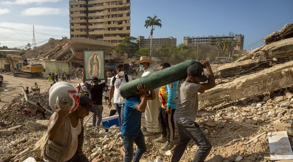 Familiares de personas desaparecidas podrán acudir a un centro especializado para aportar muestras que ayuden en el proceso de identificación forense. EFE/ M. Gutiérrez