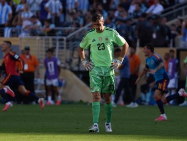 Además de "Dibu", Lionel Scaloni también declaró desconocer su futuro dentro de Argentina tras la derrota mundialista. EFE / ARCHIVO
