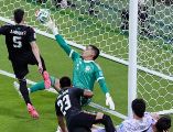 Raul Rangel realiza una de sus grandes atajadas del Mundial frente a Corea del Sur. IMAGO7 / ARCHIVO