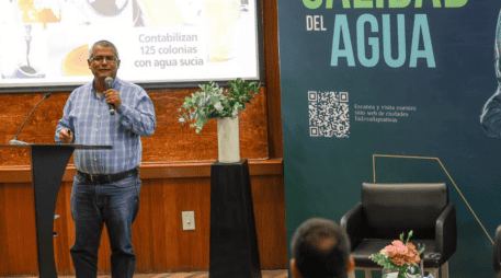 El especialista en gestión de agua y recursos hídricos, Josué Sánchez Tapetillo, propuso la creación de un observatorio ciudadano para vigilar al SIAPA. EL INFORMADOR / A. NAVARRO