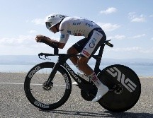 Isaac del Toro brilla en el Tour de Francia 2026 mientras el funcionamiento de los WorldTeams explica el trabajo colectivo detrás de su histórico desempeño. EFE/ Y. VALAT.
