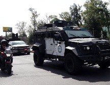 Fotografía que muestra el camión blindado que traslada al exgobernador de Baja California Norte, Ernesto 