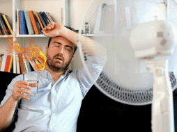 Los termómetros registrarán temperaturas máximas que oscilarán entre los 31°C y 32°C durante la tarde, generando un ambiente bastante cálido que contrastará con la frescura del amanecer. ESPECIAL / CANVA